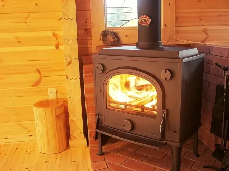 Alp Lodge Biei Отели рядом с достопримечательностью «Seven Stars Tree»