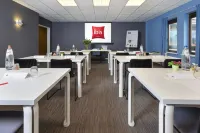 Ibis Charleroi Airport Brussels South Hotel a Gembloux