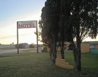 Tropicana Motel Bastrop