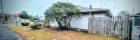 Downtown Designer Duplex close to Beach! Spa Tub, Sunroom, Game Room, EV & more!