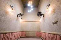 Escape to Tranquility: Discover the Serenity of a Luxurious 3BHK Villa, Lonavala Hotels in Kurvande