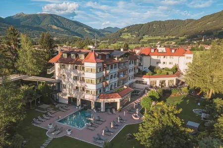 Majestic - Unique Spa Resort Отели в г. Миттероланг