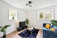 20% Off the Blue Suite - Family & Business Stays