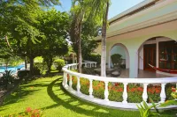 Villa del Sueño Hotel a 