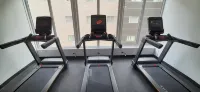 坎昆市中心萬楓酒店及套房 - 健身室/gym room