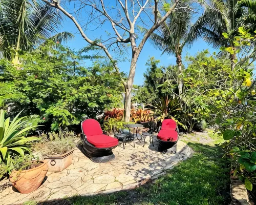 Tropical 2BR Oasis w/ Pool/Kayaks/Bikes/Grill Hotels in Port Salerno
