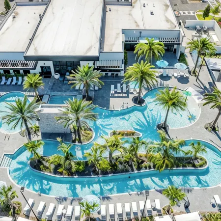 Oasis Retreat with Pool, BBQ & Game Room, International Drive, Near Universal
