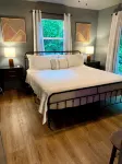 Cozy mountain cabin in Hiawassee!