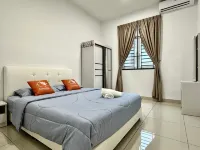 Desaru - Leisure Getaway 4Br3B by Cowidea