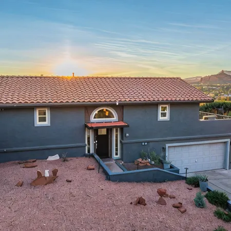 New SkyLine Sedona! Wow Views! 5Br 4Ba Pool Spa GameRoom Firepit