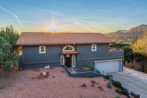 New SkyLine Sedona! Wow Views! 5Br 4Ba Pool Spa GameRoom Firepit