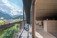 A beautiful wood and glass chalet at the edge of the Forest