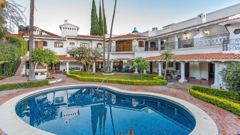 Luxury Hacienda Home in the Heart of Ajijic