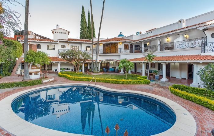 Luxury Hacienda Home in the Heart of Ajijic