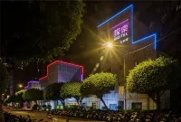 Discovery Motel (Yonghe Branch) Hotele w: Zhonghe District