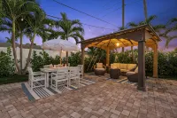 Caloosa Cabana: Heated Pool, Game Room, Putting Green, Fully Rennovated