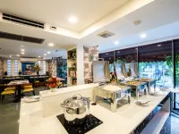 Roseate Ratchada Hotels near Ratchada Soi 6