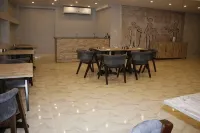 Habu Pyramids View Hotel - Mountain view