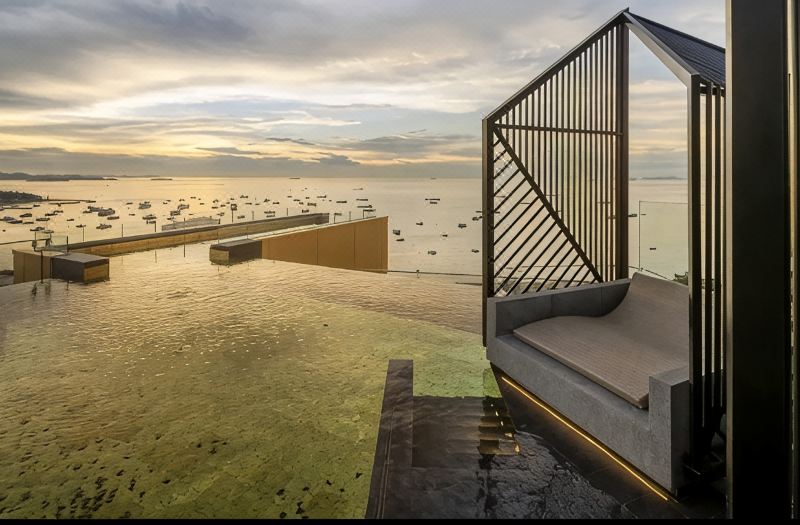 Edge Central Pattaya SKY photo 2