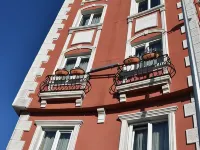 دينيز أوتل Hotels near رصيف ميناء الحريم