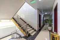 Yuzhong Senshu Business Hotel - 2-Star