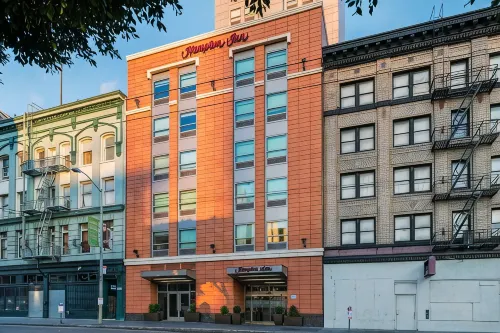 Hampton Inn San Francisco/Downtown-Convention Center - Parking