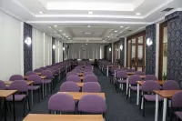 Hotel Leonardo - Bãi biển