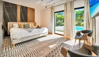 Luxury Lakefront 6BR Retreat / Games, BBQ & Views - Homestays