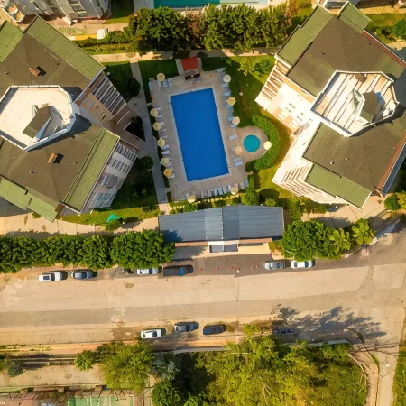 River Park Residence Lara Отели рядом с достопримечательностью «Пляж Кадрие»