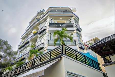 Cozrum Homes - Retro House
