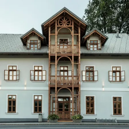 Hotel Starkl - Heritage & Unique Отели в г. Блед
