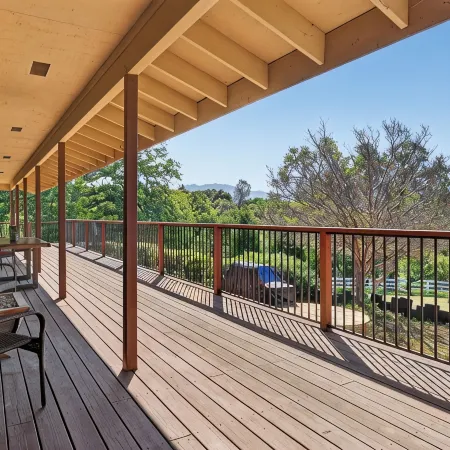 Amazing Views, Secluded property, 2025 Remodeled, Near Yosemite & Amenities