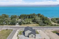Gorgeous, BRAND NEW home in the heart of Garden City! Perfect location! - 4-Star