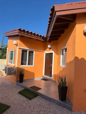 Charming 1-bedroom apartment in quaint Noord with WiFi, AC centralized . - 2-Sterne