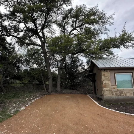 Charming 1-bedroom bungalow with fire pit and rural views