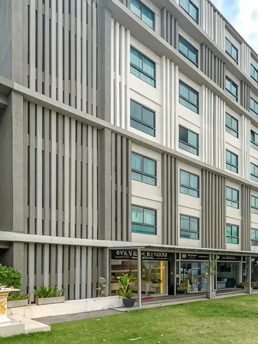 รูปภาพของ*Live Like a Local 1BR Near Boat Avenue C203