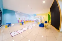 Icon2 Condo in IOI City Mall Putrajaya, Pool View - Gym