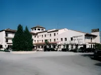 Hotel Restaurant Bon Retorn Hotels in Figueres