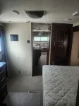 Camper sleeps 4 Located at Lake Cumberland State Park Entrance. Boat Ramp 3min - Wi-Fi