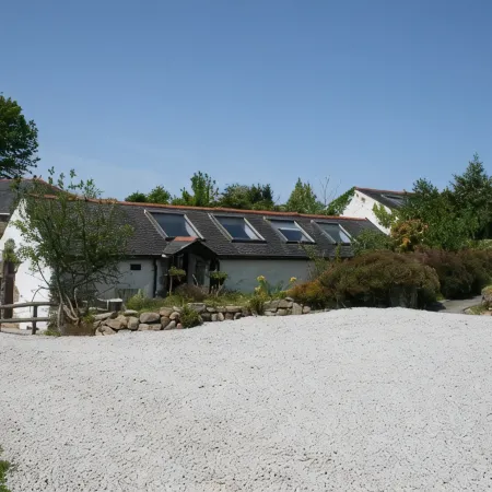 1 bedroom barn conversion on smallholding with alpacas, goats and pigs