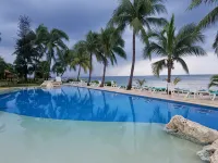 Chac Hal Al, Casa Calandria lovely studio steps from the beach. - Pools