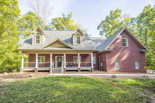 "A Place To Land" on WATTS BAR LAKE with a PRIVATE BOAT DOCK! - Boutique