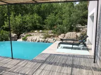 Vacances de rêve au milieu des cigales VILLA avec piscine proche Vallon - 빌라