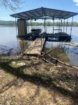 Lake View Cadiz, KY Lakefront 3 Bedroom with AC, Private Dock. Lake Barkley