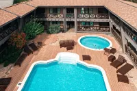 Hotel Zhuravli - Pools