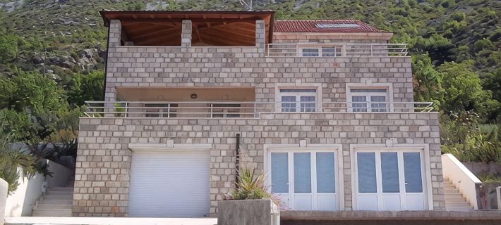 Magnificent Newly-built Villa in Mlini with Private Pool and Near Beaches Hoteles en Mlini