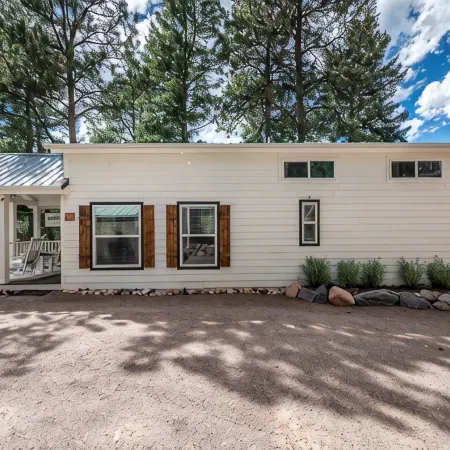 Mountain Living - Breathtaking View of Pikes Peak