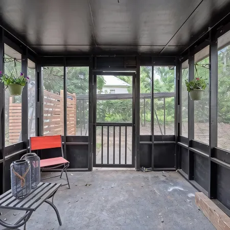 Midnight Sanctuary at Mystic Falls - 3 Bed 2.5 BA Home 1 mi to Covington Square