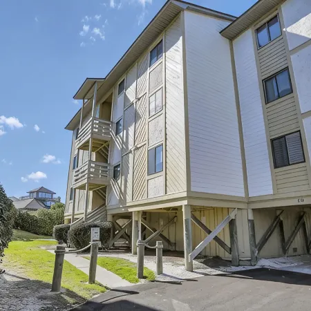 Ocean View Condo on Tybee's scenic North Beach by Lighthouse - Winter Rates!