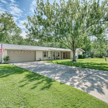 The Bradley House of Aggieland